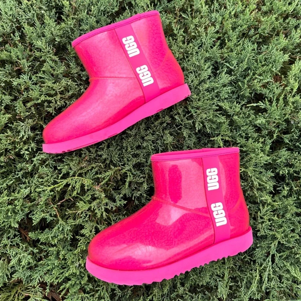 Ugg‎ Classic Clear Mini Winter Snow Rain Boots Women's Size 9 Pink